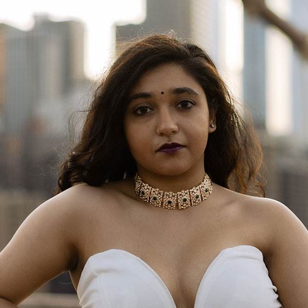 A Toronto TikToker Is Teaching People How To Drape Stunning Sarees